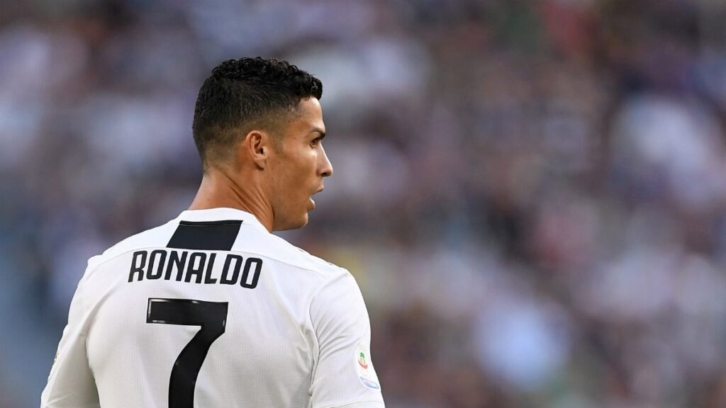 Perfil AG – Cristiano Ronaldo - vitrine