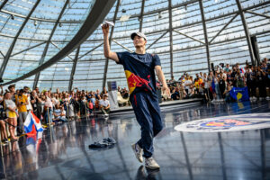 AGLimpíadas: Aviãozinho de papel